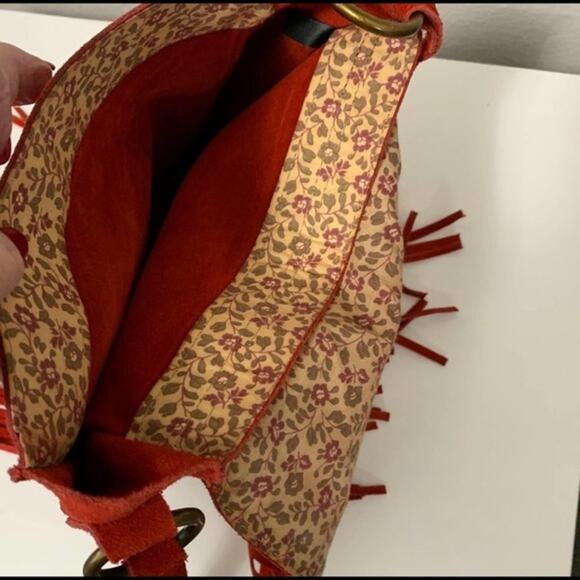 Red suede‎ leather double fringed shoulder bag New without tags. - Picture 7 of 11